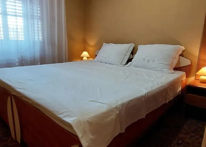 Apartment Family In Old Town Cres