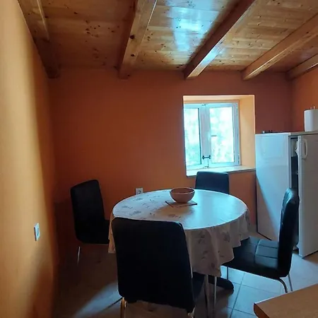 Family In Old Town Apartamento Cres